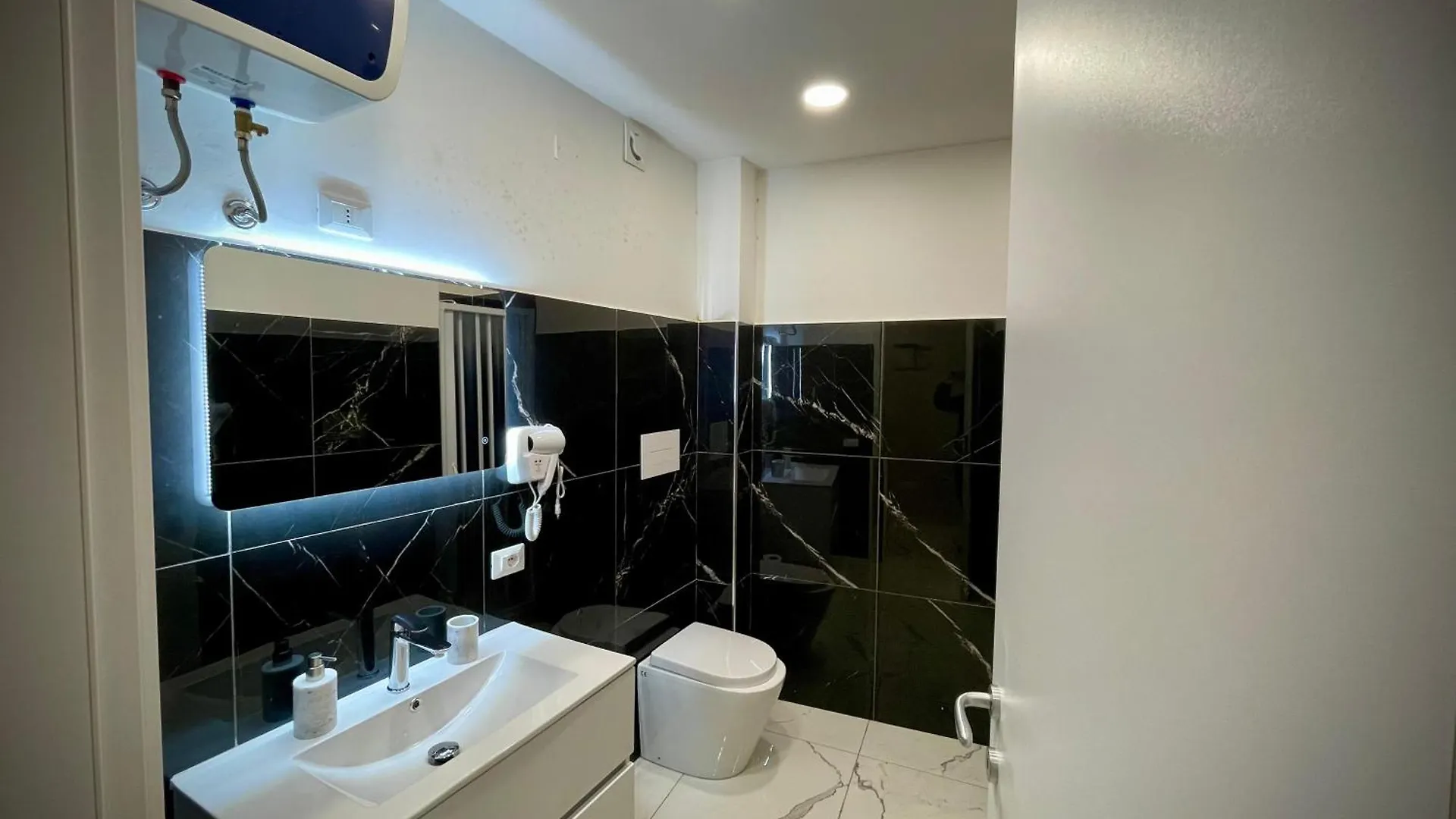 Avusa Home Palermo Guest house
